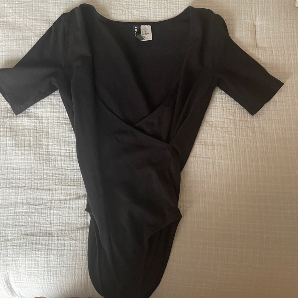 H&M black low front bodysuit